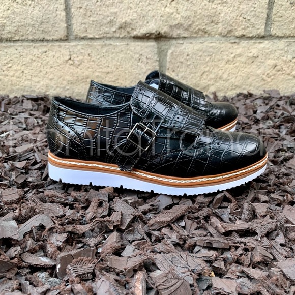 Black Croc Skin Fringe Oxford Style Sneakers - Picture 2 of 5